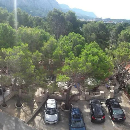 Apartments And Mobile Homes Makarska Buitenkant foto