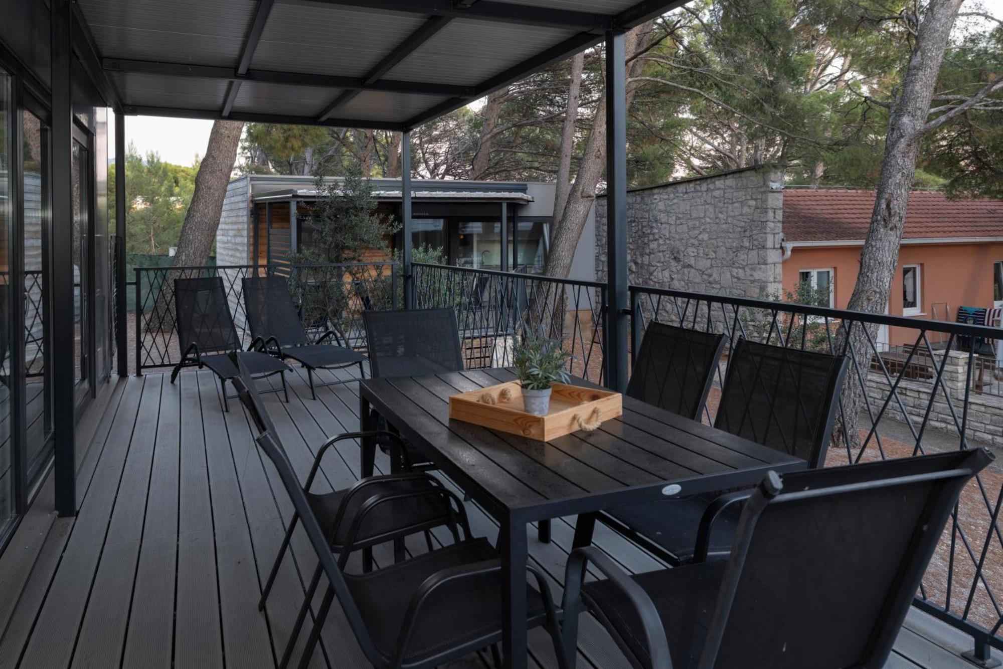 And Mobile Homes Makarska